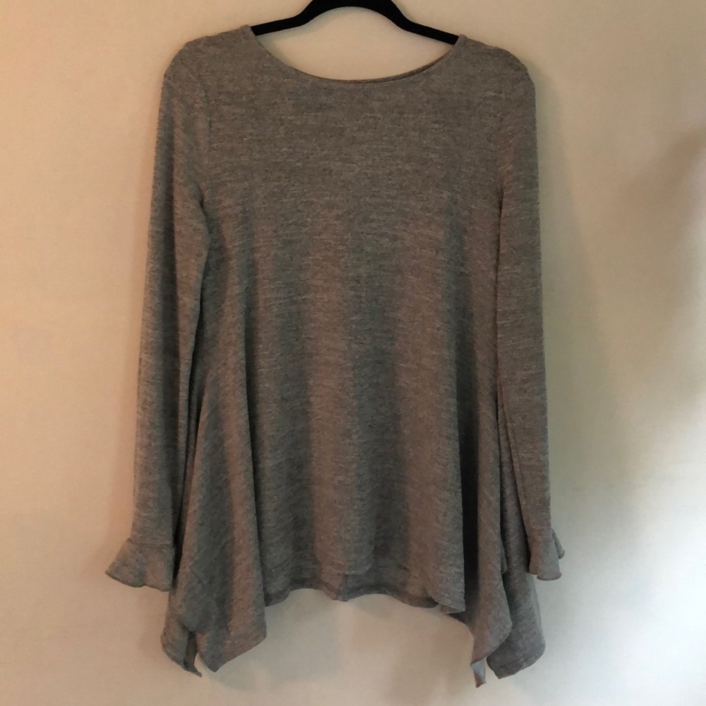 Marled Gray Flutter Sleeve Tunic Tee